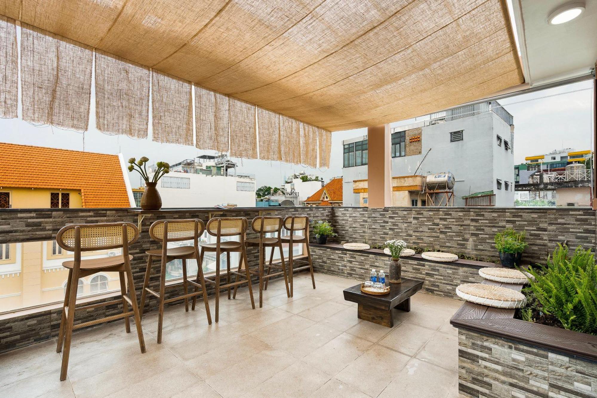 ホテル Hemtouch House ホーチミン市 エクステリア 写真
